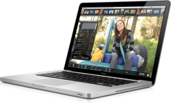 Apple MacBook 2.16GHz Intel Core Duo Laptop